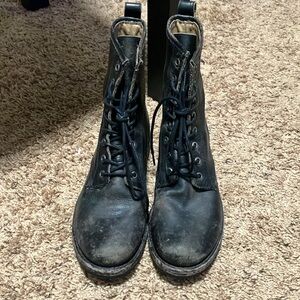 Frye Veronica Laceup Combat (Black Distressed). Sz 8